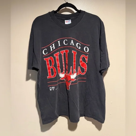 Vintage 90s Chicago Bulls Hanes Heavyweight Single Stitch T-Shirt Size XL RARE - Picture 1 of 10